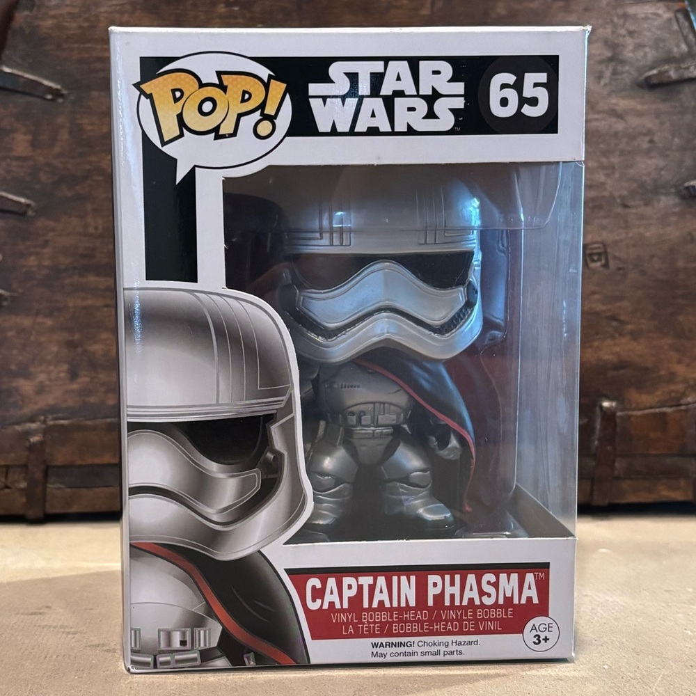Funko Pop! Star Wars: The Force Awakens Captain Phasma #65
